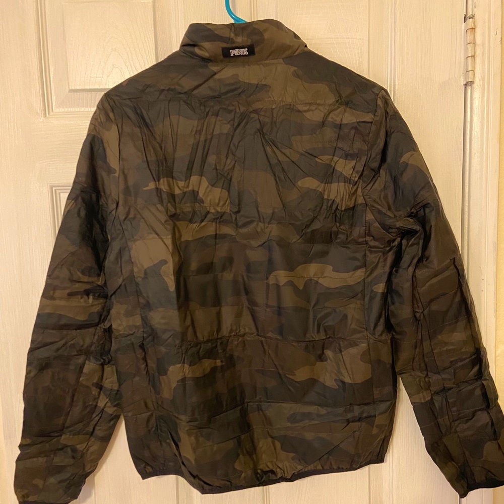 Puffer jacket - Picture 2 of 3